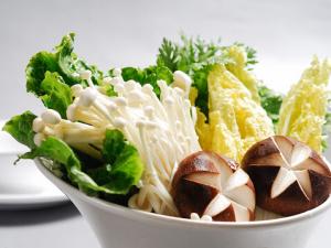 常見蔬菜中竟含有尼古?。磕男┦卟撕心峁哦? /></a> </div>
                  <div   id=