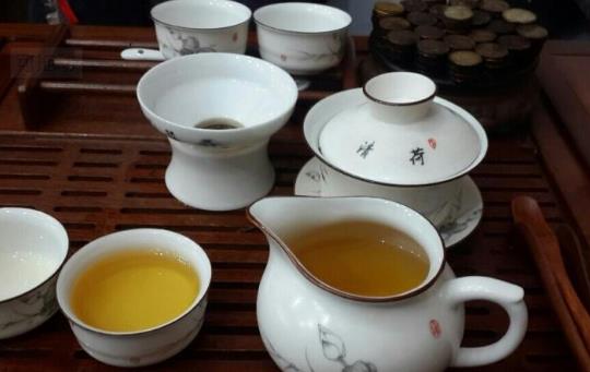 喝茶的好處多多,那么女性哪些時(shí)候不宜喝茶?
