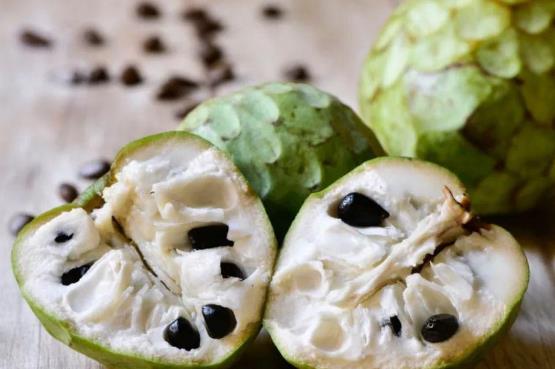 甲狀腺結(jié)節(jié)的人可以吃釋迦果嗎?吃釋迦果有哪些好處?