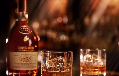 白蘭地兌什么飲料好喝?白蘭地怎么喝才好?
