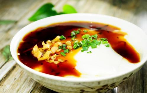 豆花和豆腐腦有啥區別?吃豆腐腦是減肥還是增肥?