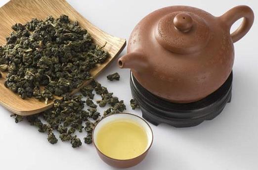 烏龍茶和普洱茶哪個減肥效果好?烏龍茶適合什么季節喝?