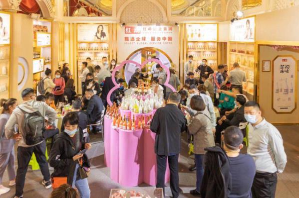 春糖圓滿結束,紅動酒業攜兩款“明星酒”征戰果酒市場“底氣”何在?