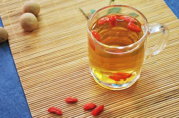 夏季養肝喝什么茶?夏季養肝吃哪些食物
