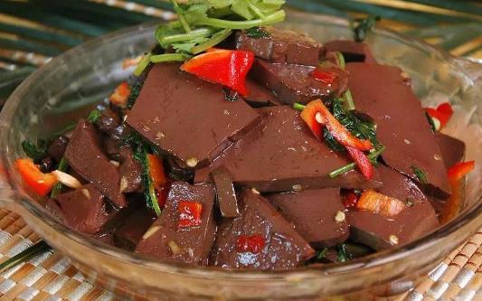 鴨血會自己凝固嗎?鴨血有哪些功效?