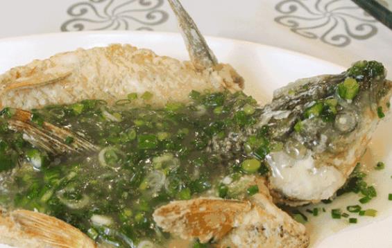 鯉魚(yú)和豆腐可以一起吃嗎?吃鯉魚(yú)有哪些好處?