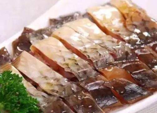 青魚屬于深海魚嗎?痛風患者可以吃青魚嗎?