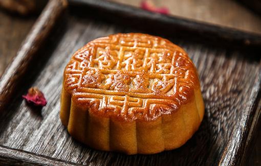 月餅回油是常溫還是放冰箱 為什么月餅放三天回油還是有點(diǎn)硬