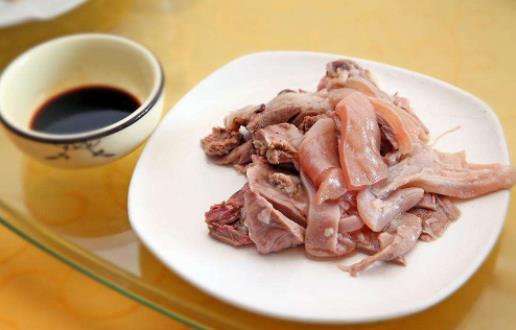 三伏天吃羊肉的注意事項(xiàng)是什么?三伏天吃羊肉的好處有什么?