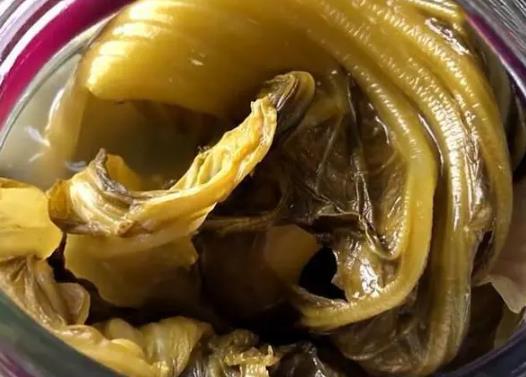 酸菜怎么炒好吃?為什么腌酸菜時不要放白醋