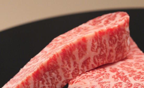 神戶牛肉為什么哪么貴?神戶牛肉為什么被禁食?