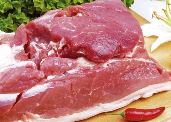 肉拿出來解凍可以用水泡嗎?豬肉用涼水泡一夜還能不能吃