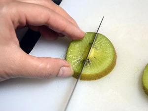 獼猴桃怎么吃美容？獼猴桃對皮膚有什么好處