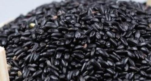 在夏日我們必備防曬霜 介紹防曬霜的正確用法