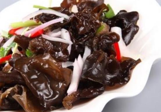 多吃含抗氧化物食物能改善皮膚 運動對養膚有影響
