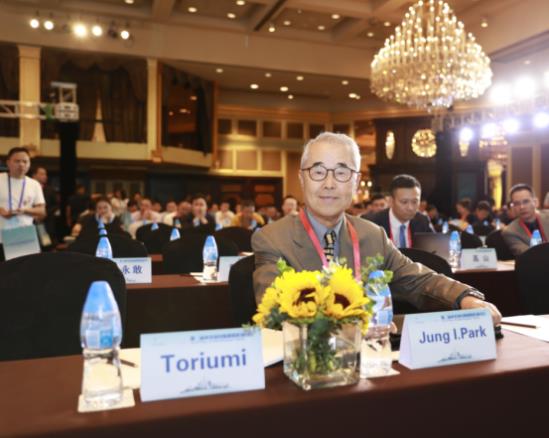 PARK法雙眼皮發明人親臨 大贊廣州美萊眼部創新技術