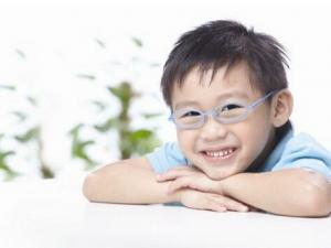 近視眼手術安全嗎？近視眼手術后遺癥