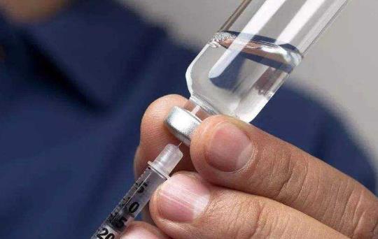 引起2型糖尿病的因素有哪些?2型糖尿病有哪些特點(diǎn)?