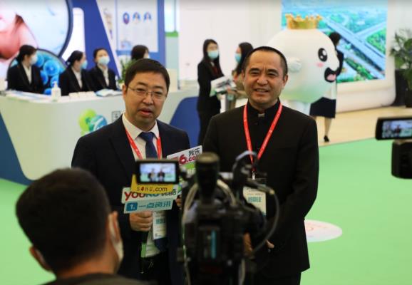 國泰康健出席CMTF 并榮獲“2020年度最受中國患者信賴的品牌國際醫院”獎項