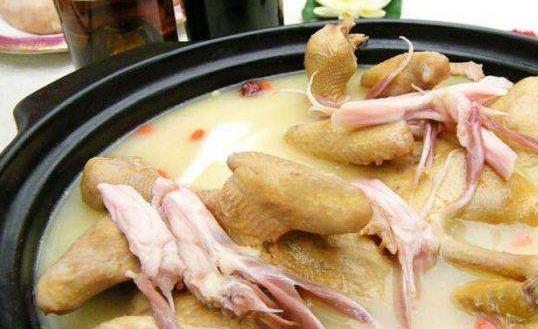 為什么都說術后喝鴿子湯好?鴿子湯有哪些功效?