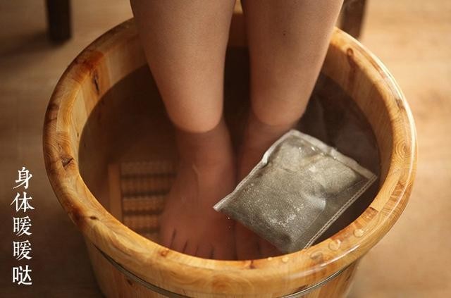 苗康樂養(yǎng)生館解析浴足的幾大保健作用