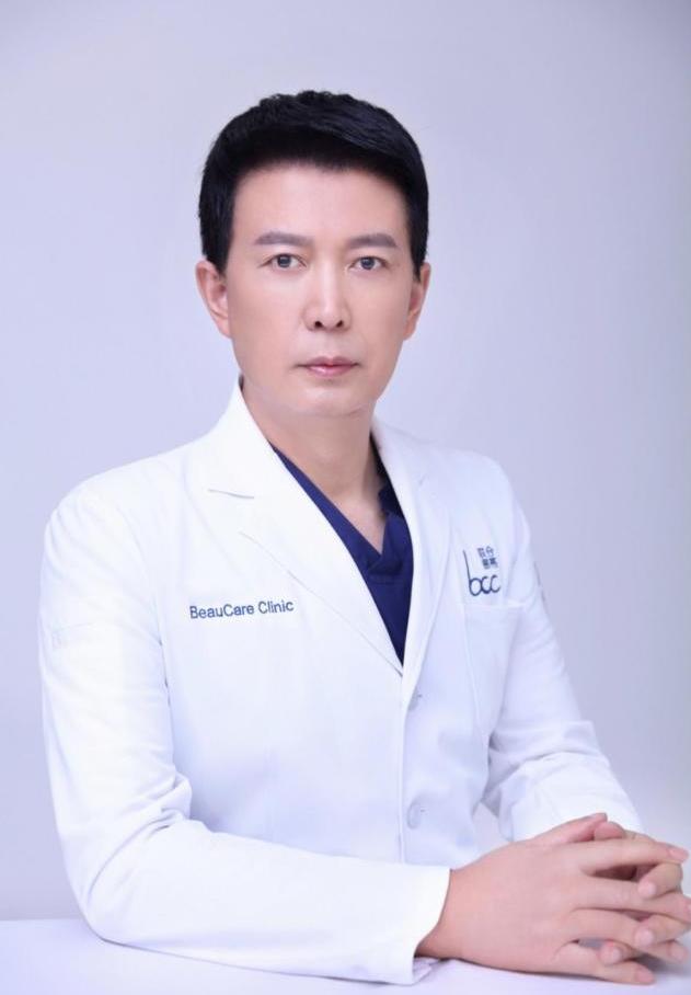 上海聯合麗格李鴻君院長:美無止境,唯有精誠以付