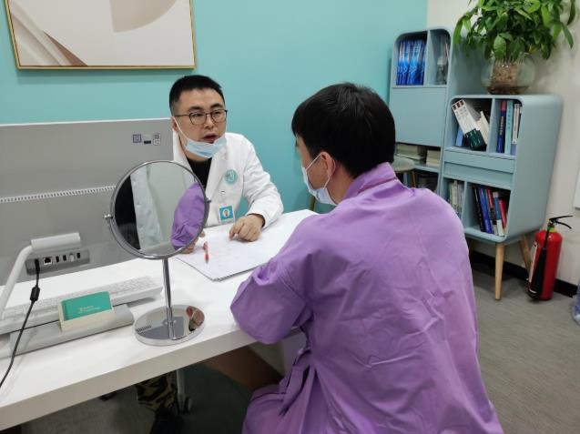 仇侃敏:鼻整形恢復期常見問題
