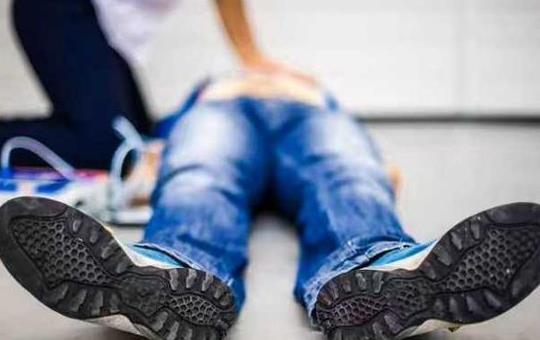 為什么學生天天熬夜卻不會猝死?心源性猝死能救活嗎