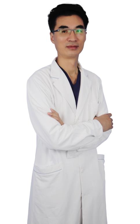 北京依一整形醫院武崇高醫生隆鼻好嗎 原生鼻綜合,秒變氣質女神!