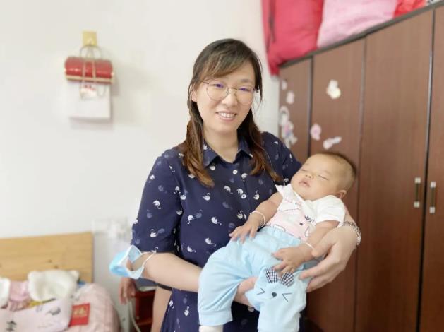 寧波送子鳥醫院愛心回訪,兩年不孕治療后懷上小棉襖