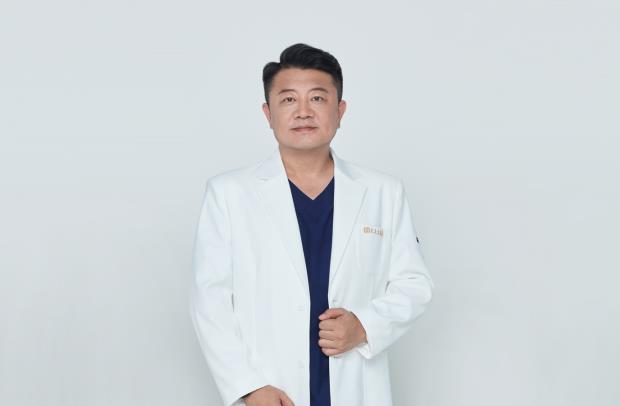 假體豐胸多少錢?大連高嵐醫美王大太院長案例