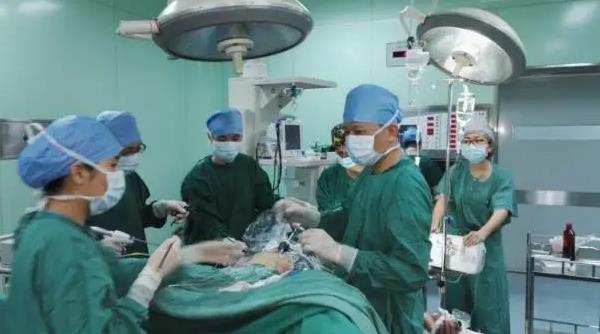 南海區(qū)第四人民醫(yī)院普外科:享受苦盡甘來的刀尖下的“雕刻家”