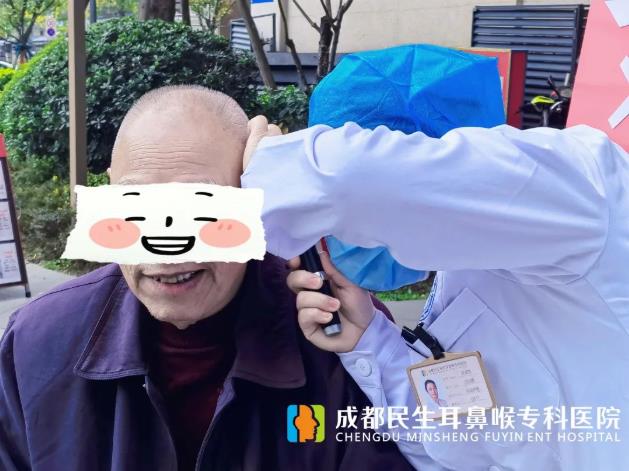 重陽義診周,成都民生耳鼻喉醫院走進社區