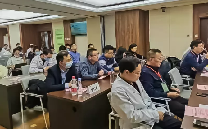 蘭州天倫不孕癥醫(yī)院正規(guī)嗎?潘院長受邀出席高峰論壇彰顯醫(yī)院實(shí)力