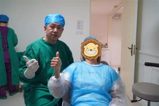 柏德口腔德國數字化種牙手術直播,現場見證更舒適快速用好牙