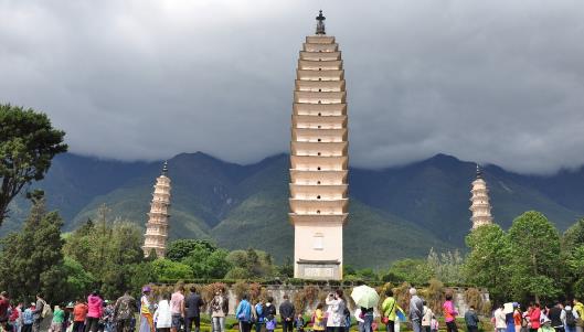 中國(guó)層數(shù)最多的密檐式磚塔 崇圣寺三塔比嵩岳寺塔還多一層
