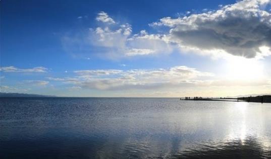 世界海拔最高的鹽湖 納木湖海拔髙4718米