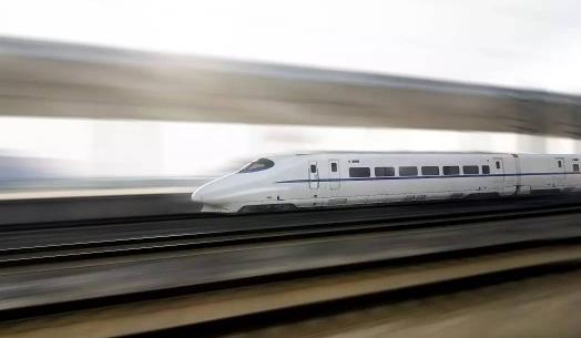 中國最快的高鐵 復(fù)興號(hào)時(shí)速350km世界最快