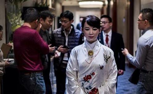 中國最美機器人 佳佳竟被問是否有男朋友