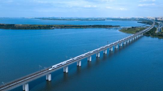 世界上最長的橋 丹昆特大橋全長164.851公里
