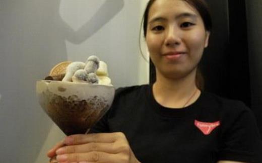世界首家性主題餐廳 Funny Sex會(huì)提供充氣娃娃作陪
