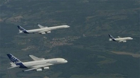 世界最長的商用飛機 A340-600的長度為75.3米
