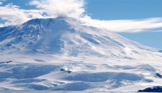 世界最南的活火山 埃里伯斯火山在南緯77°32'