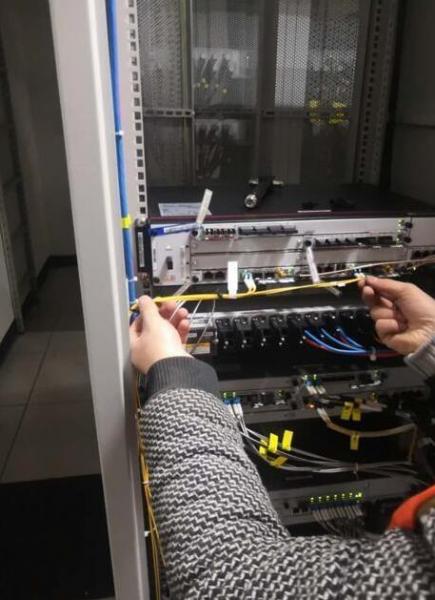 全國首個5G地鐵站在成都正式開通 移動5G網絡高速WiFi信號覆蓋站廳