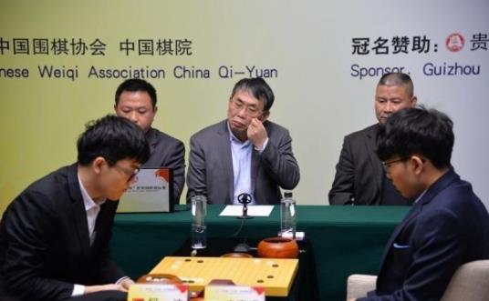 百靈杯柯潔2-0戰(zhàn)勝韓國第一人申真谞 成為圍棋史上最年輕“七冠王”