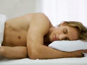 男人裸睡對(duì)身體好嗎？男人睡眠不好怎么辦