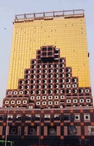 沈陽黃金版大褲衩樓,沈陽一建筑似“金褲衩”靈感源于