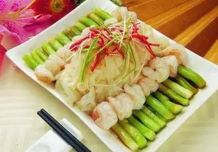 春季坐月子應該怎么吃?紫菘鳳尾蝦和上湯羅漢素都適合產婦吃