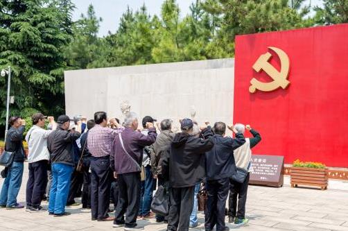 2021年黨齡60年有什么待遇?建黨一百年有五十年黨齡的人有獎勵嗎?