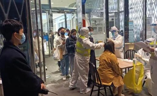 健康碼一會兒黃一會兒綠怎么回事 持黃碼可以去醫院做核酸嗎